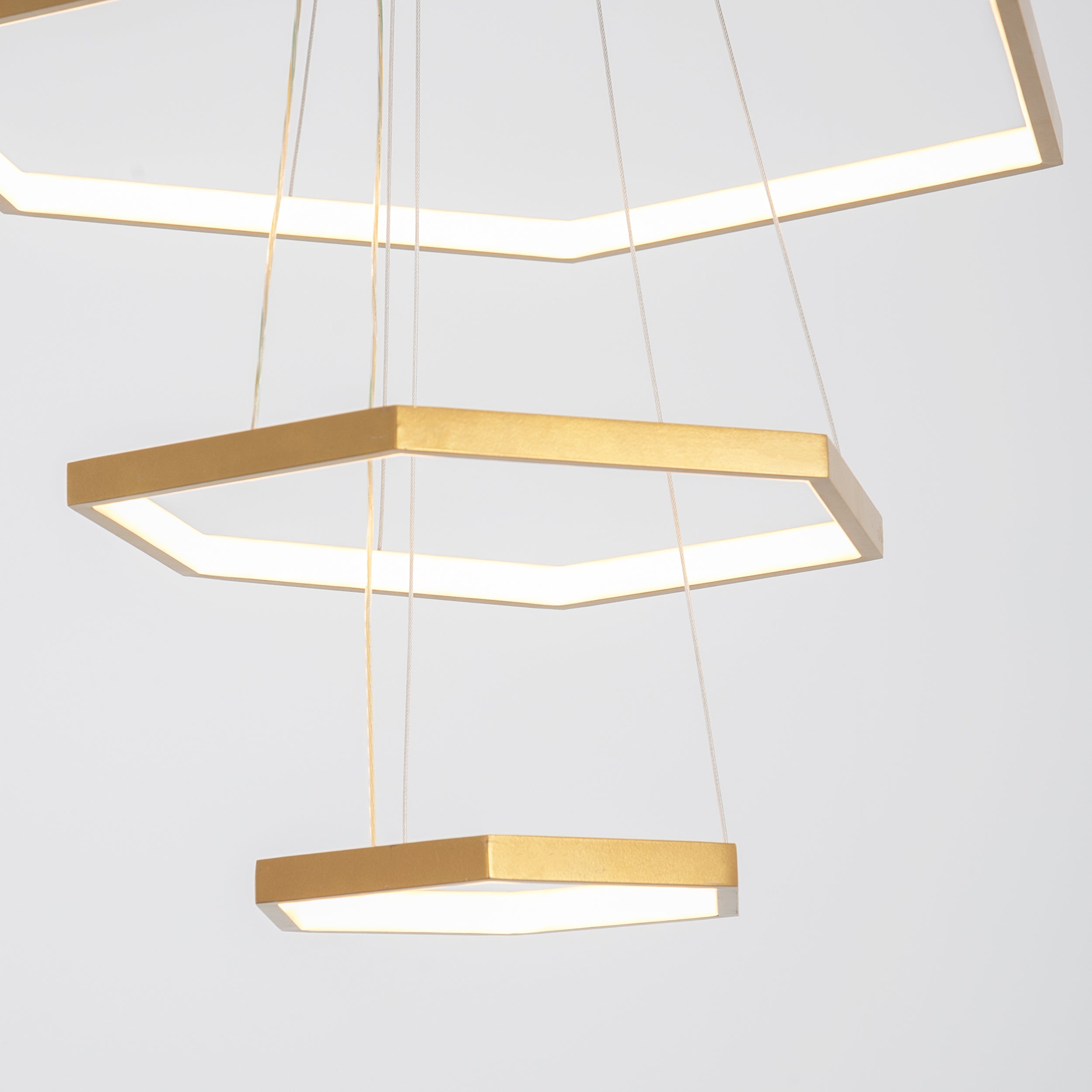 Amber chandelier, 3 bulbs, gold