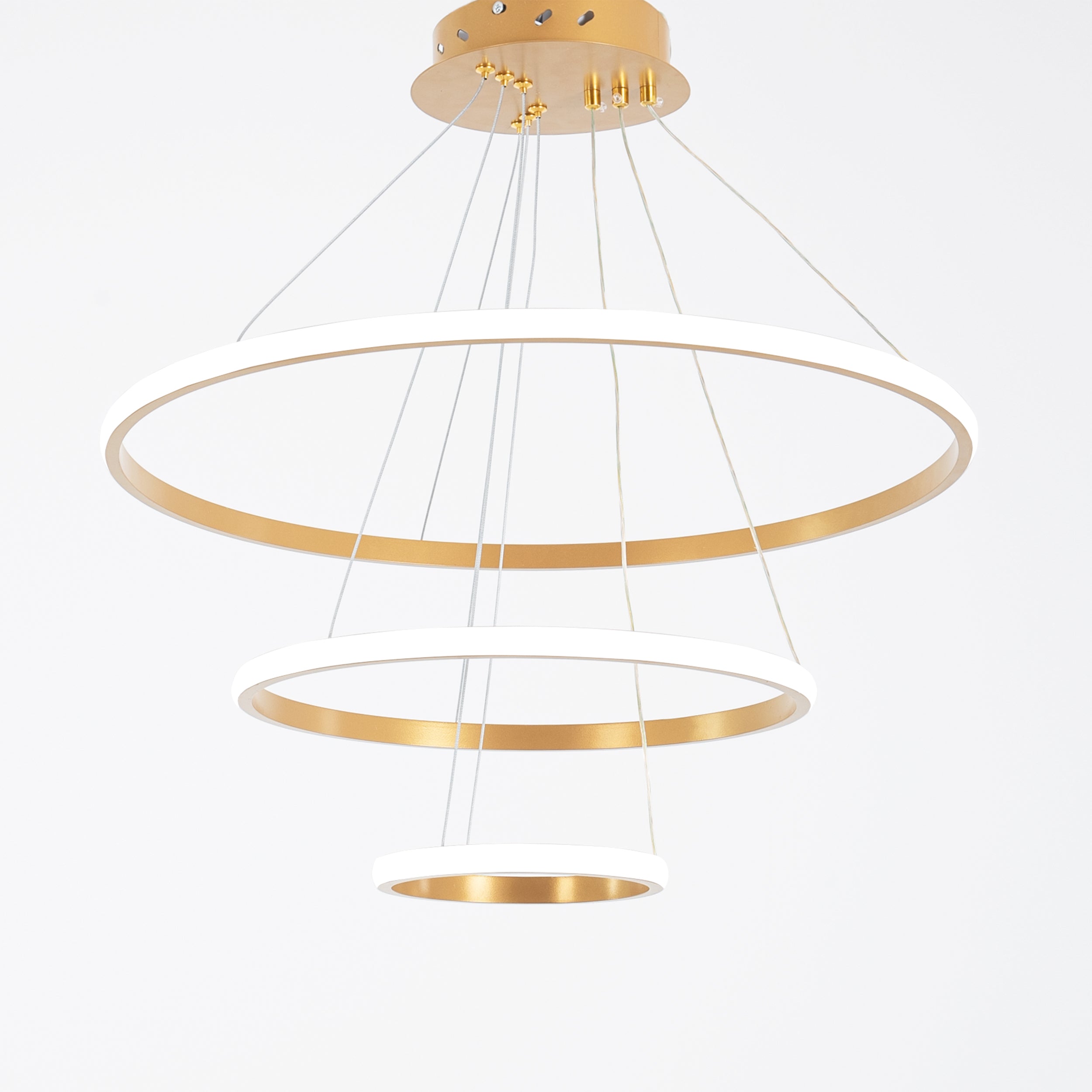 Cala 3-bulb chandelier, gold