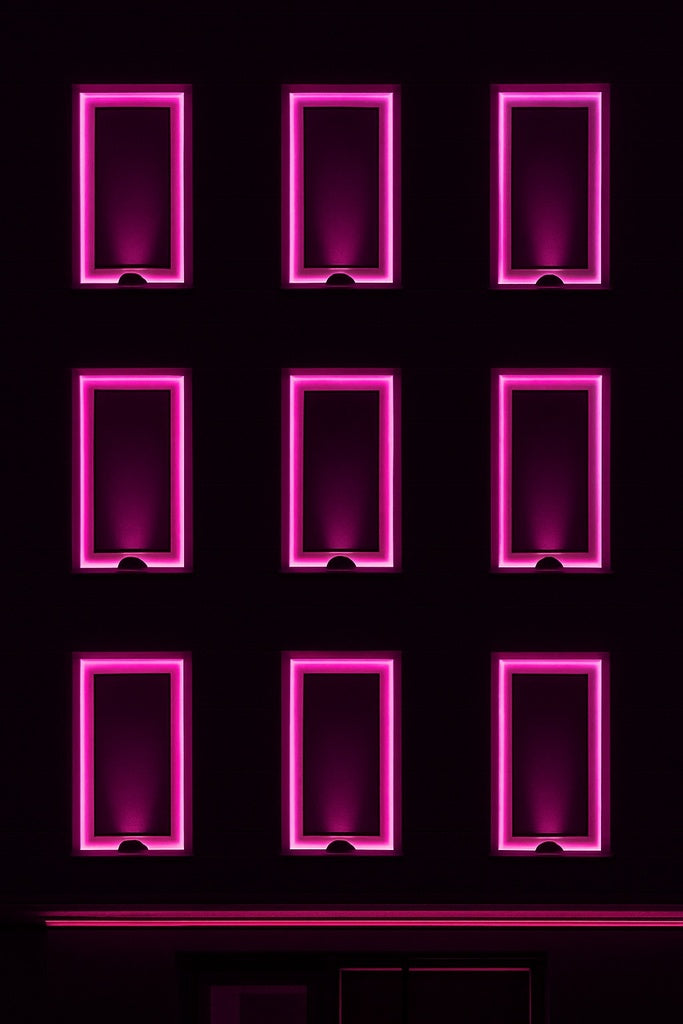 LED Window Framing Light ULT – 7.5W – Gray – 180° Beam – IP65