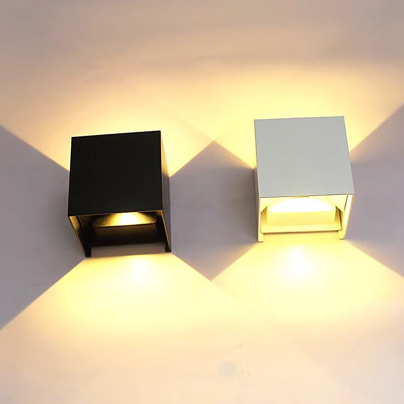 LED outdoor wall light ULT, 7W, 180°, 3000K, IP65, white